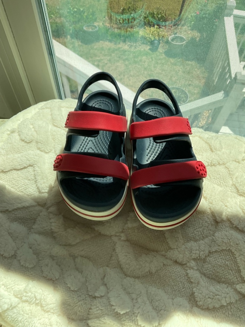 Kids Adjustable Red and Navy Blue toddler Crocs Sandals Size 10